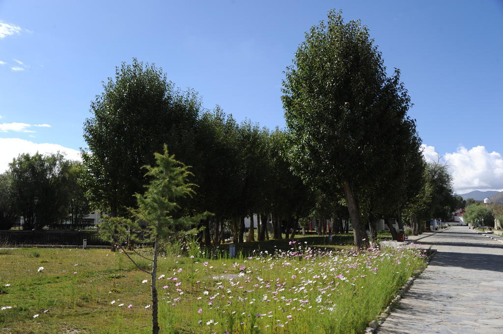 Xigaze Wanrun International Resort Hotel In Tibet מראה חיצוני תמונה