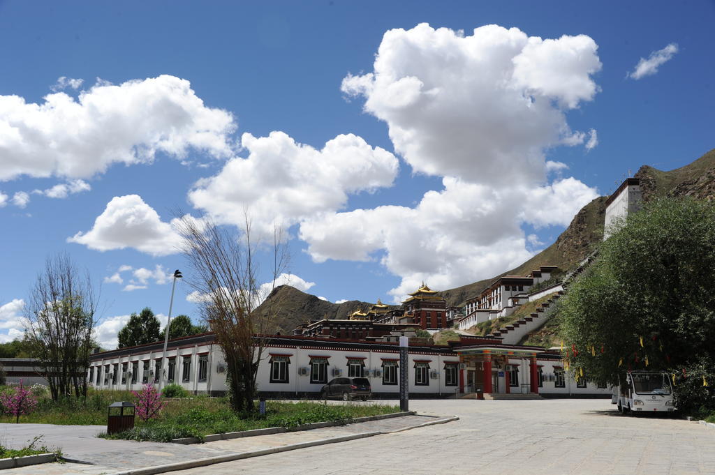 Xigaze Wanrun International Resort Hotel In Tibet מראה חיצוני תמונה