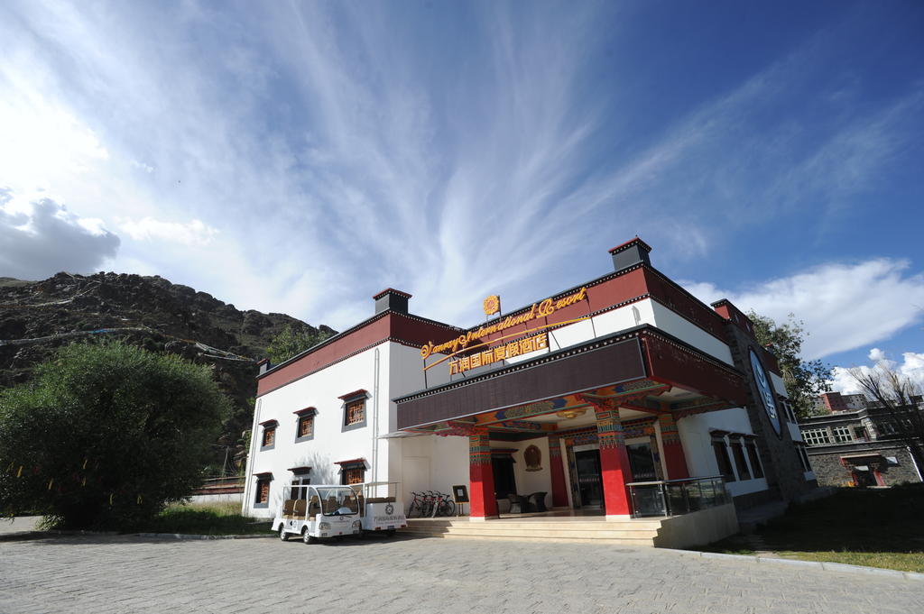 Xigaze Wanrun International Resort Hotel In Tibet מראה חיצוני תמונה